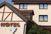 Frontbild Hotel Traube, Fellbach-Oeffingen